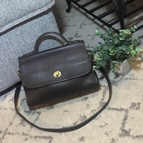 Coach Handbags - SALE! 🤎Vintage Coach Brown Top Handle Crossbody